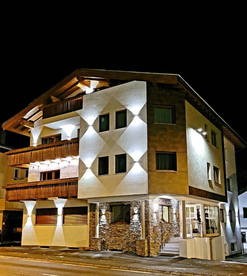 Apart Garni Jaegerheim Bed & Breakfast Капл Екстериор снимка